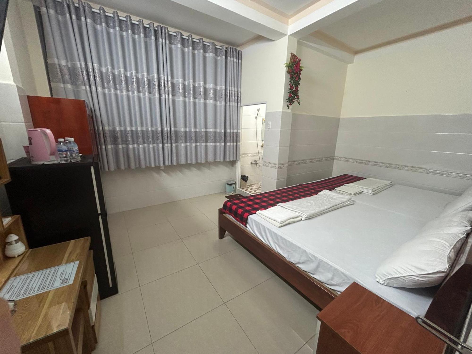 Hotel Anh Tuan Bac Lieu Екстер'єр фото